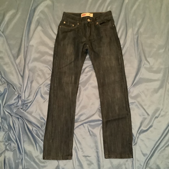 Boys Levi’s Jeans - Picture 2 of 4